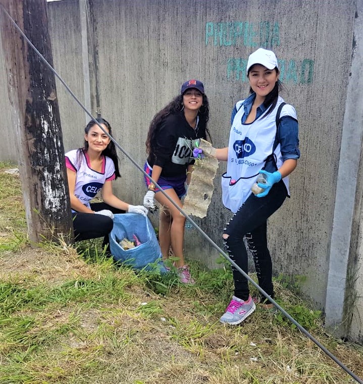 Recolectan 397 lbs de desechos en caminata deportiva 