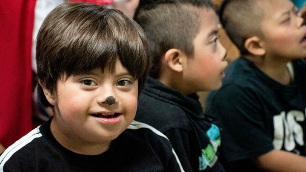 Tú puedes ser el héroe de muchos niños