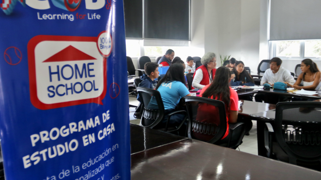 Atletas guatemaltecos forjan su futuro académico y deportivo