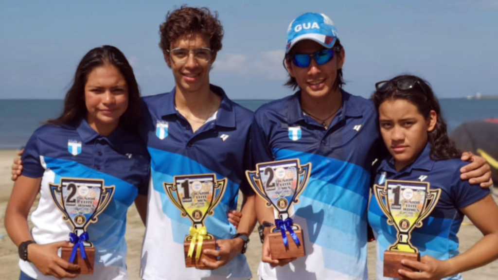 Guatemala destacan en la Copa Panamericana de triatlón