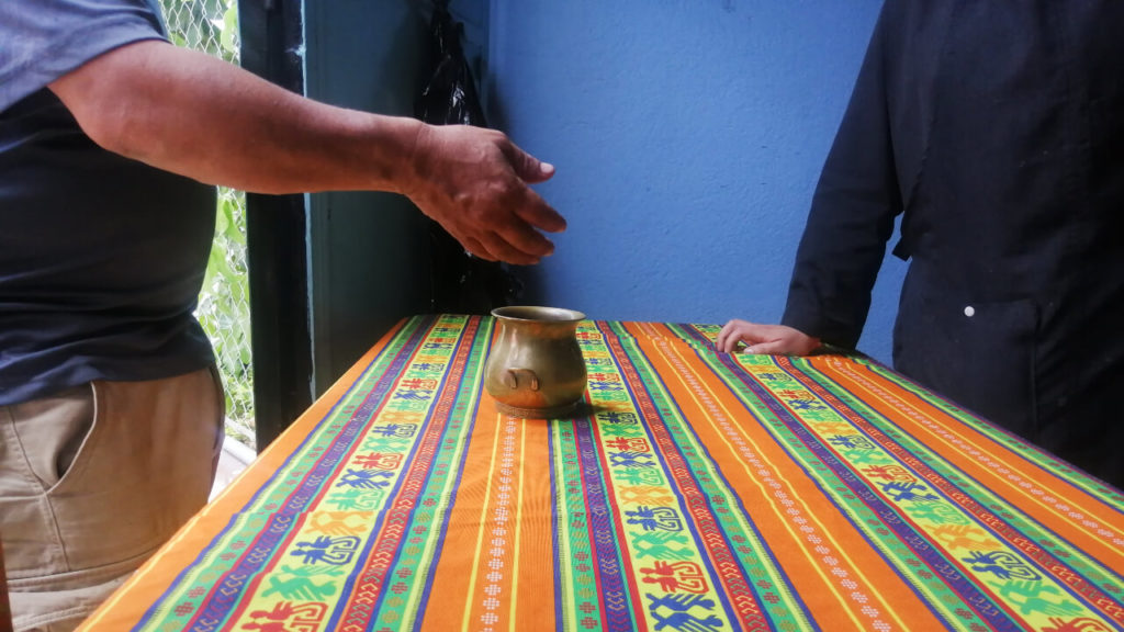 Religiosas donan almuerzos servidos con amor