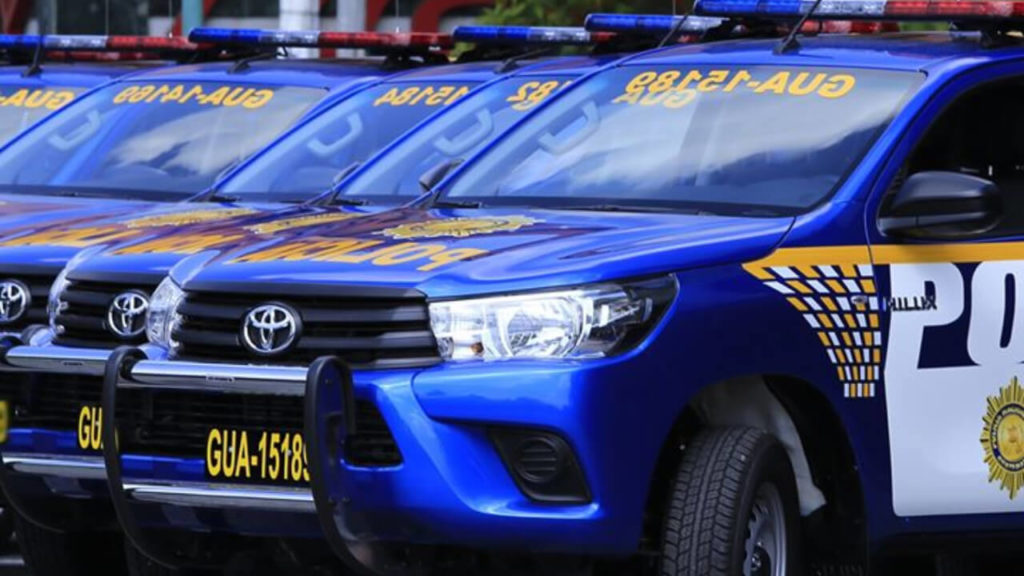 Autoatrullas son desinfectadas gratuitamente por Carwash