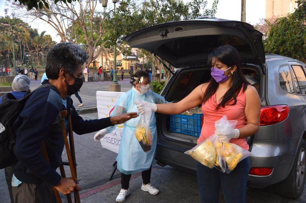 Vecinos de zona 1 y 3 agradecen ayuda de sancarlistas