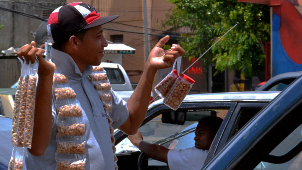 Una iniciativa para ayudar a personas que trabajan en la calle