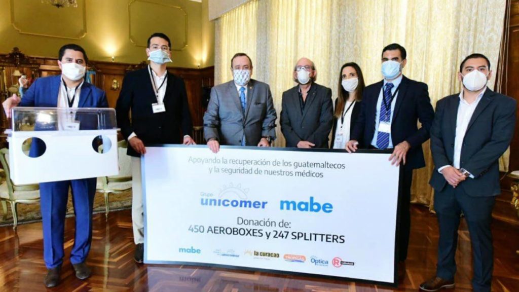 La Curacao y Mabe se unen para apoyar a hospitales