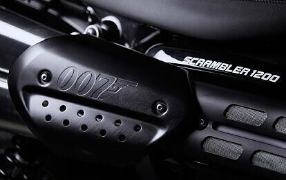 Modelo Scrambler versión James Bond sale a la venta