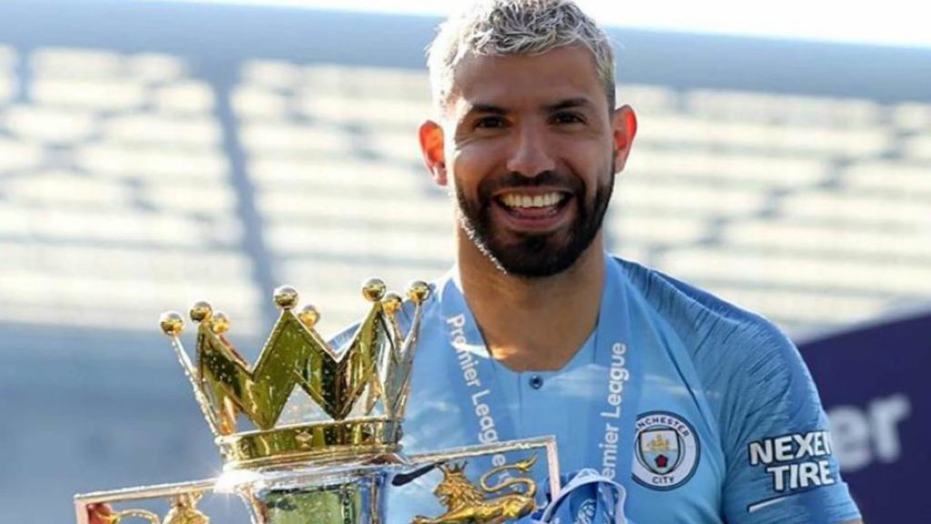 Kun Agüero dará clases y será maestro de español