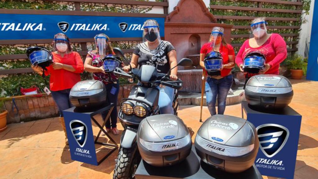 Italika apoya emprendimiento de movilidad