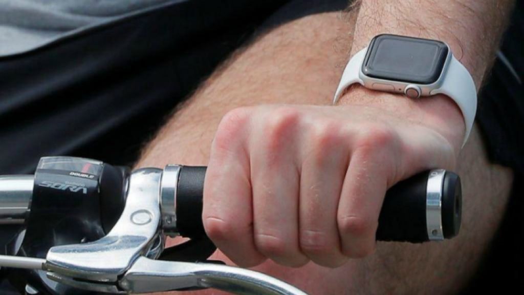 Smarwatch podrían detectar el COVID-19