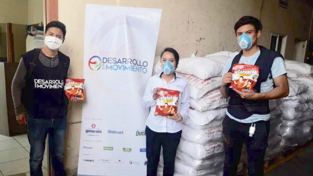 Walmart entrega donativo de Incaparina para comunidades