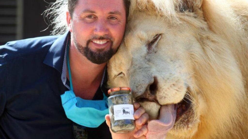 Organización benéfica recibe ayuda de circo Krone