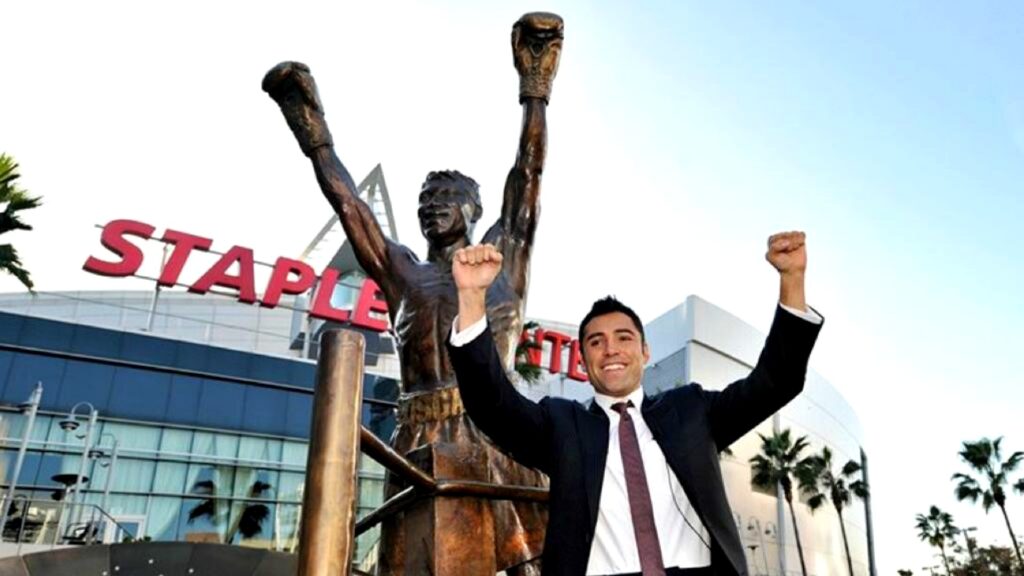 Óscar de la Hoya saldrá del retiro para un combate oficial