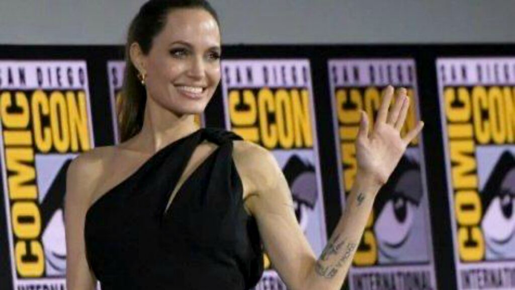 El noble gesto de Angelina Jolie con dos niños