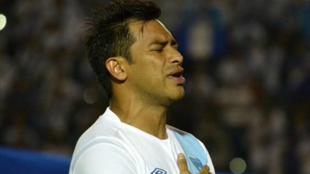 Carlos Ruiz destaca entre los latinos más goleadores