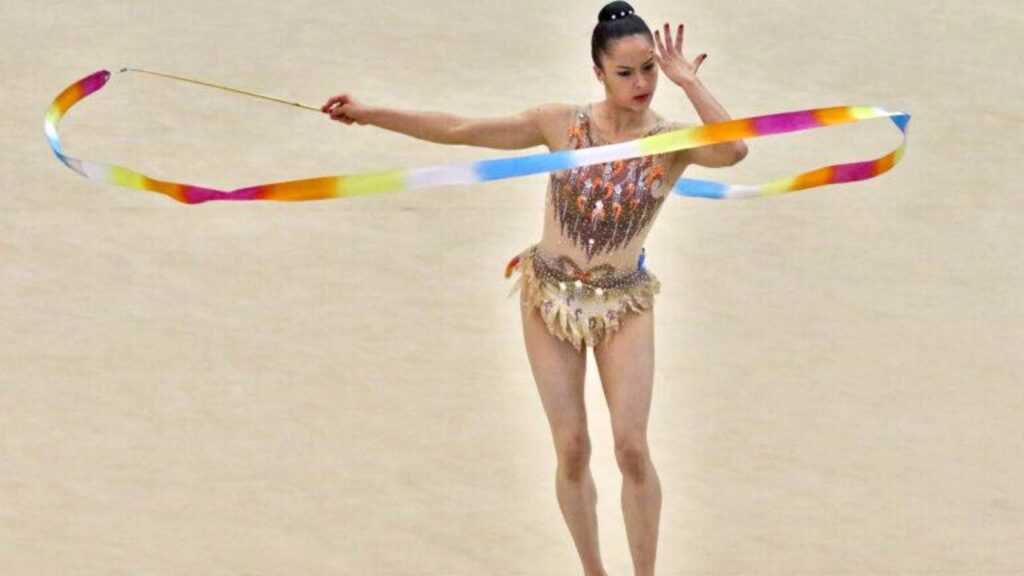 Los elementos que conforman la gimnasia rítmica