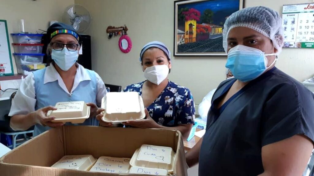 Cocinemos Guate lleva gestos de amor a Hospital