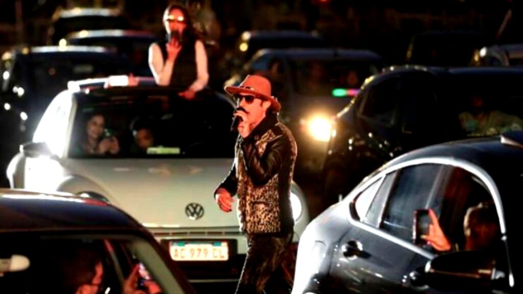 Rock en vivo desde los autos de una manera diferente