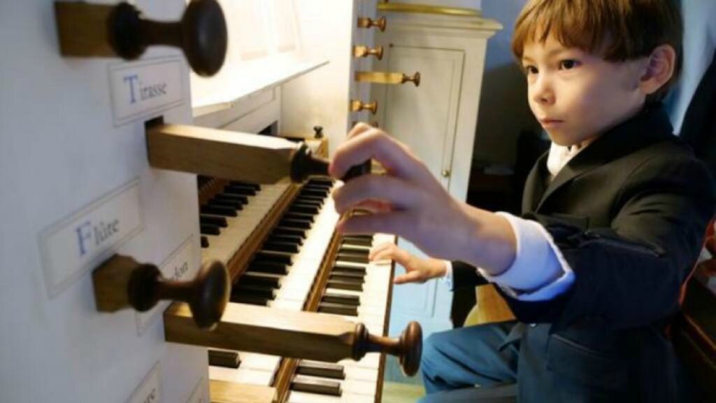 Conoce al pianista de seis años que toca Rachmaninoff