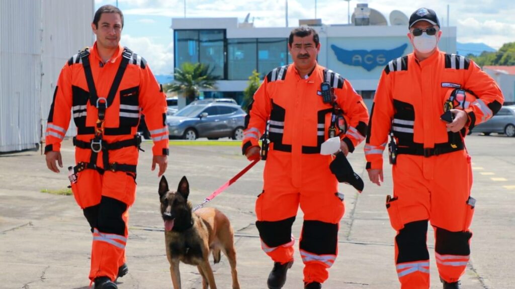 Brigada Canina de rescate apoya a Departamentos