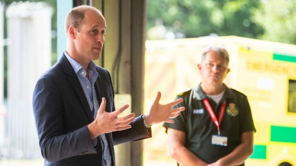 Príncipe William participa en premios Spirit of Fire