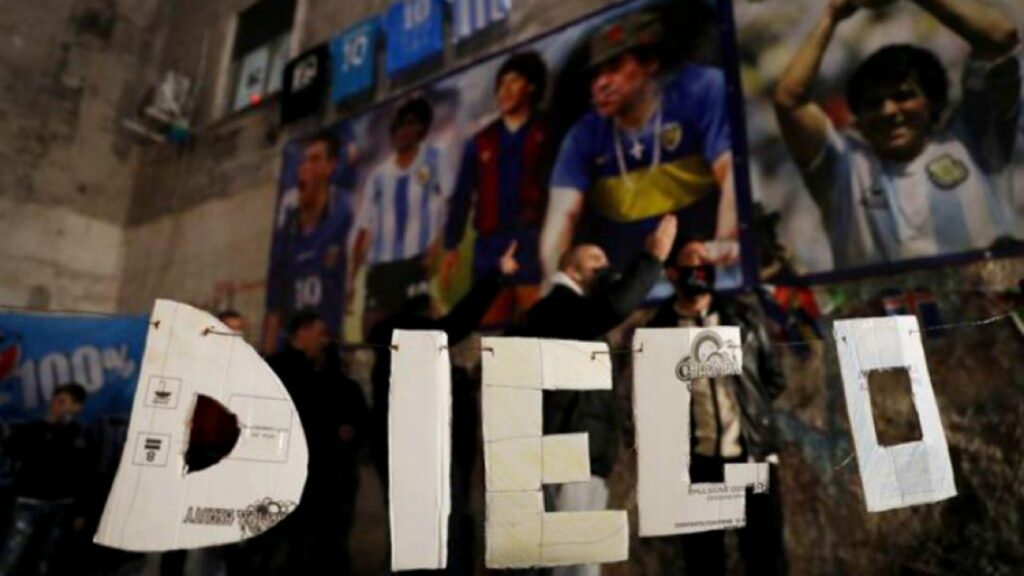 Descubren el "tesoro" de Maradona en un contenedor