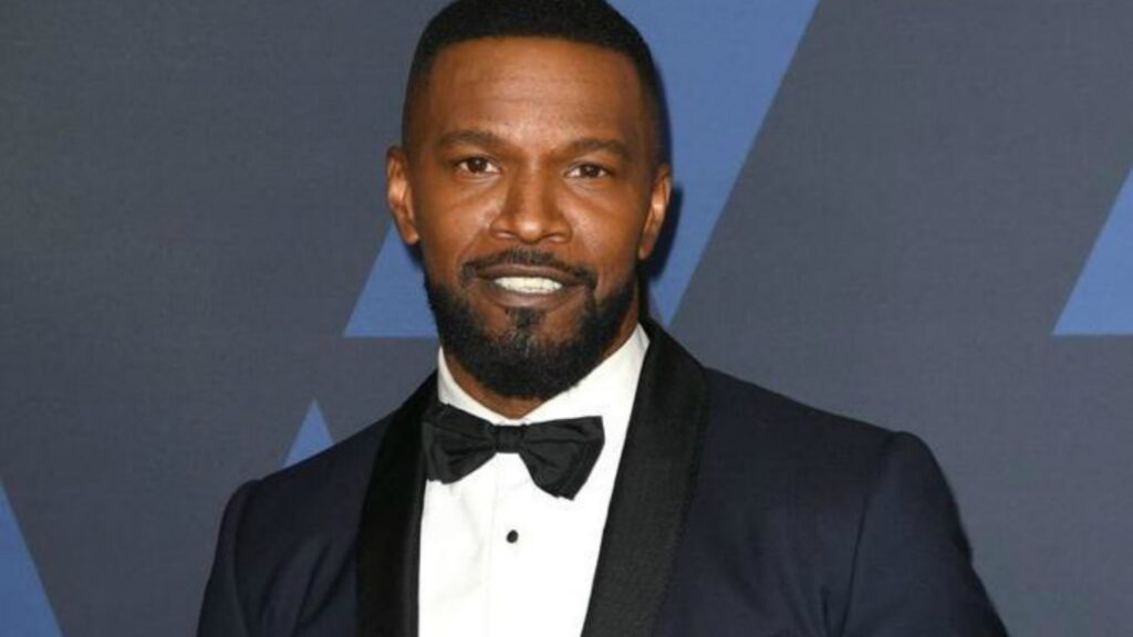 Jamie Foxx le pone algo de "Soul" a la Navidad