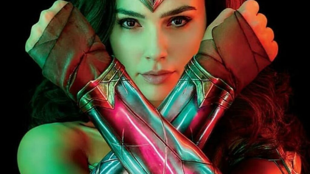 "Wonder Woman 1984" llegará en Navidad