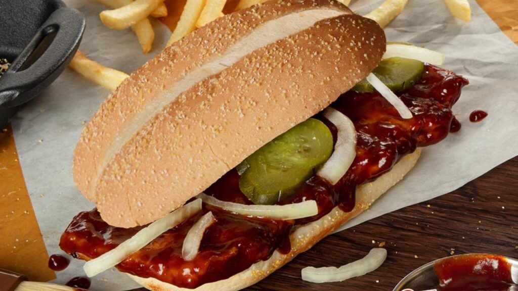 El sabor unico de McRib está de regreso en McDonald’s