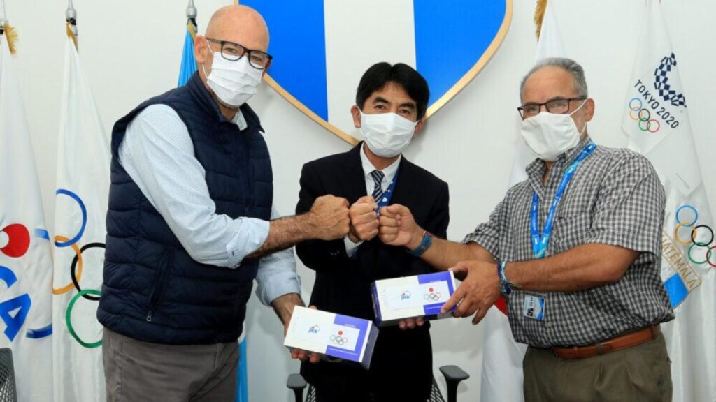 JICA apoya con mascarillas para el deporte nacional