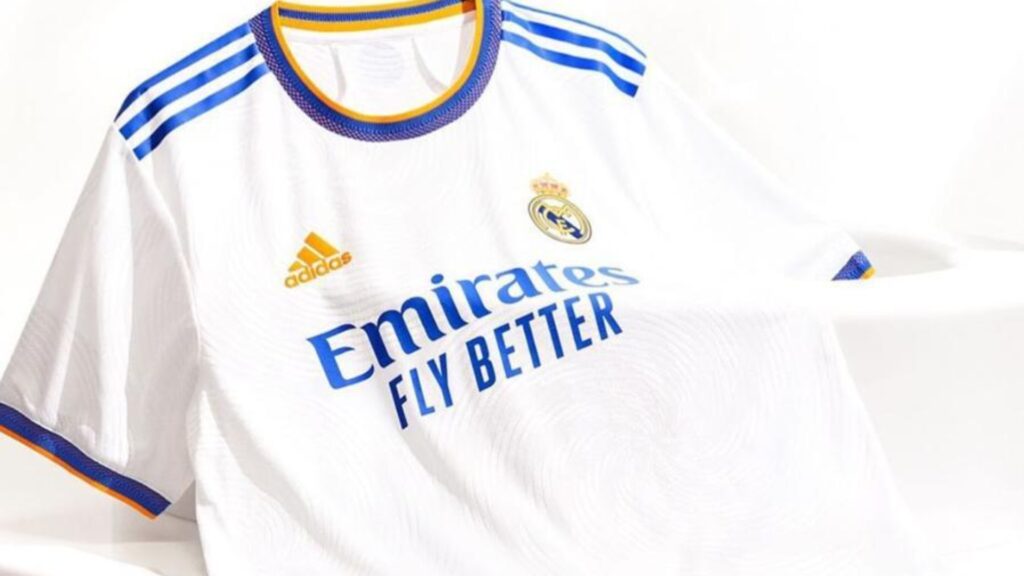 Los grandes clubes de Europa presentan sus nuevos uniformes