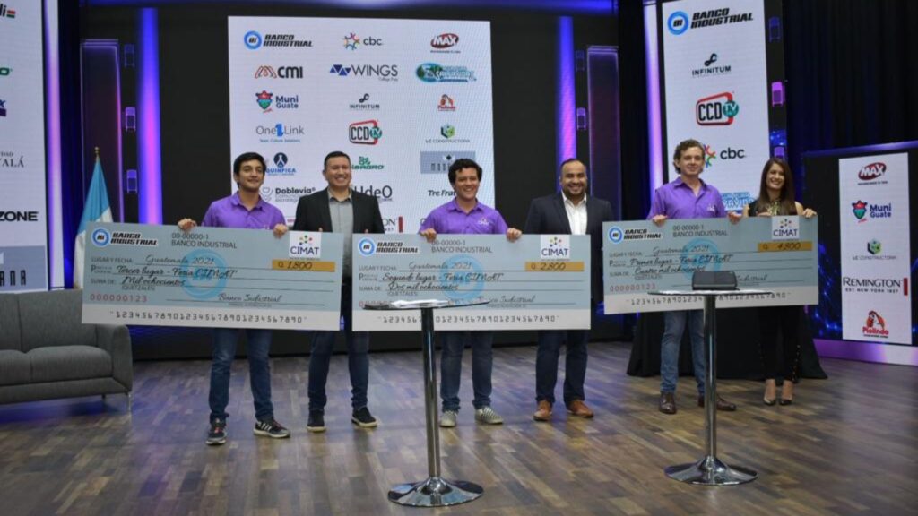 Feria nacional CIMAT, premia el esfuerzo e innovación de jóvenes