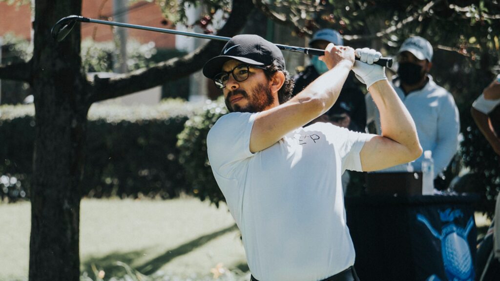 Pablo Acuña destaca en el LXIX Campeonato Nacional de Golf