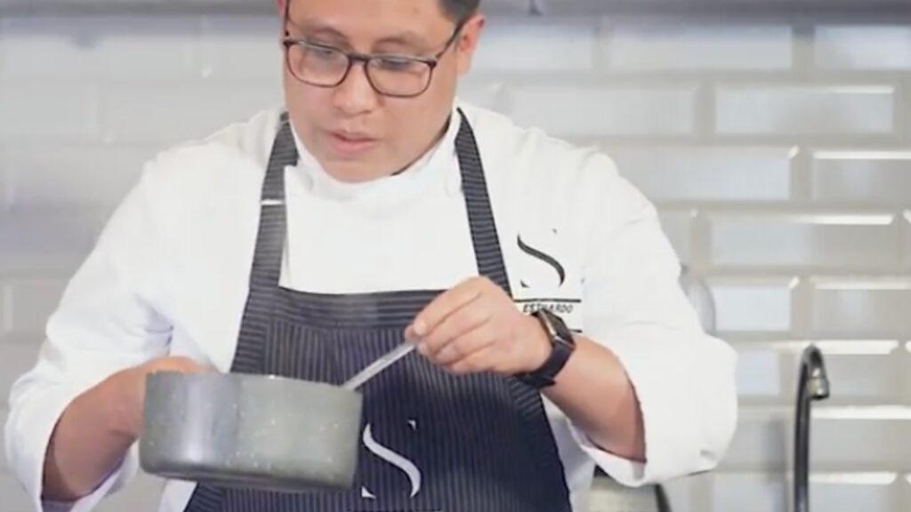 Estuardo Pérez Sarat destaca por su creación de postre a base de frijol