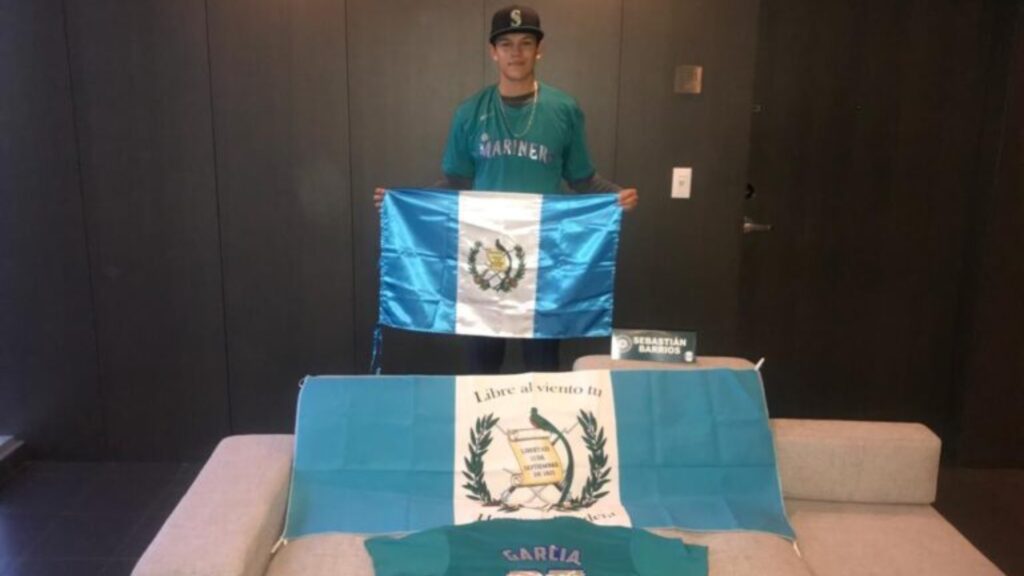 Sebastián Barrios se convierte en el nuevo miembro de los Marineros de Seattle
