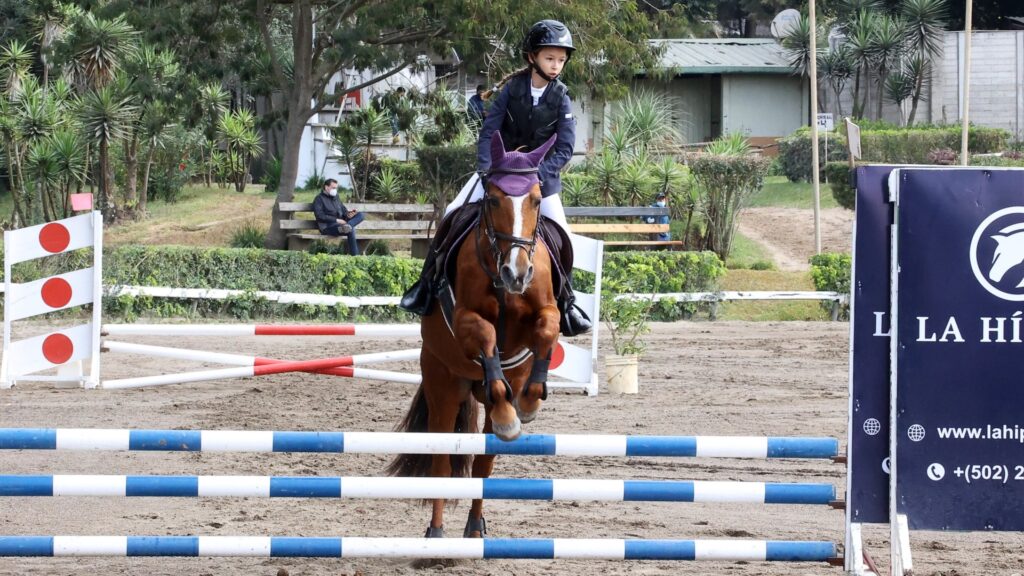 Talento juvenil en el II Concurso de Salto Nacional