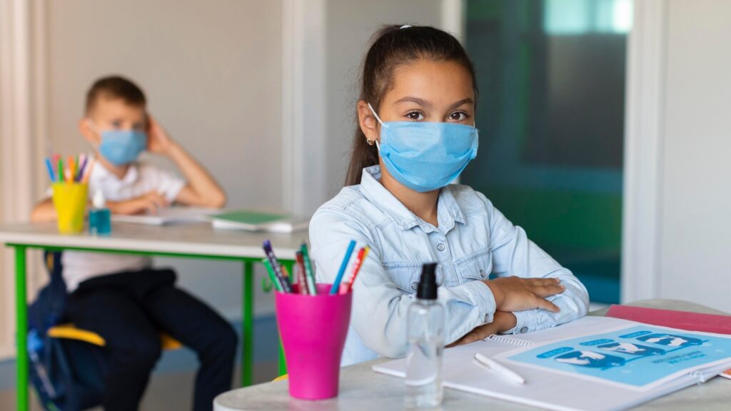 ¿Cómo afecta la pandemia de COVID-19 a los niños?