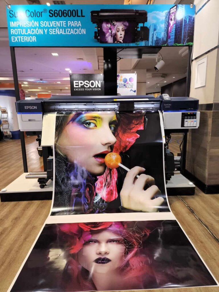 Epson presenta equipo de impresión para señalización de exteriores