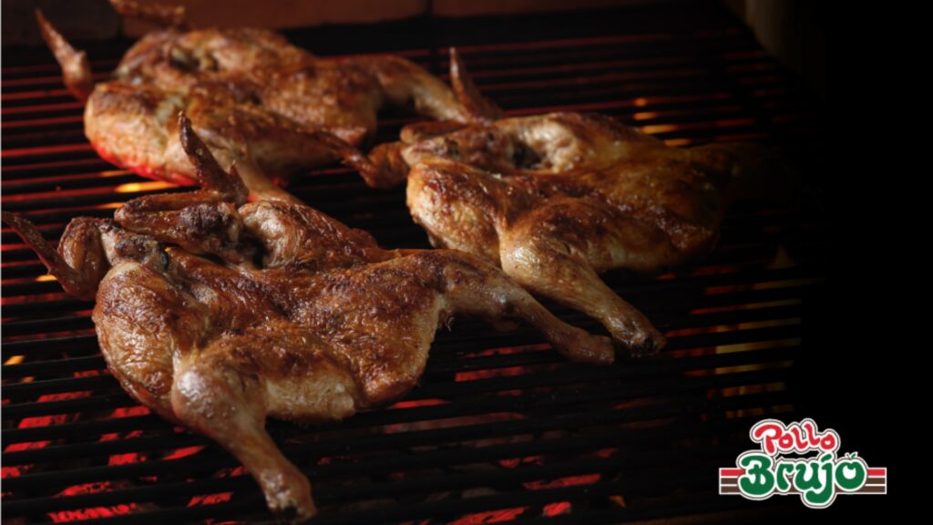 Celebra el Día del Pollo junto a Pollo Brujo