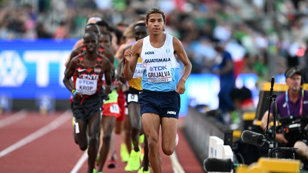 Luis Grijalva cierra en cuarto lugar en el Mundial de Atletismo