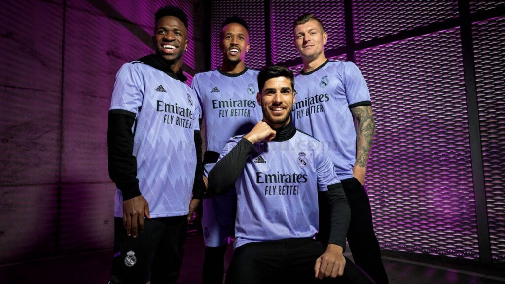 El Real Madrid y adidas presentan la segunda camiseta de la temporada 2022-23