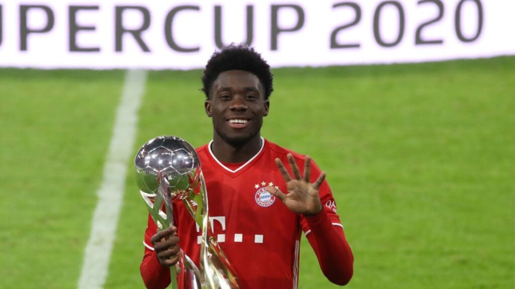 Alphonso Davies donará a organizaciones benéficas de Canadá