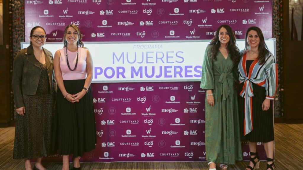 Mujeres por Mujeres, el programa de mentorías profesionales que impulsa el emprendimiento femenino