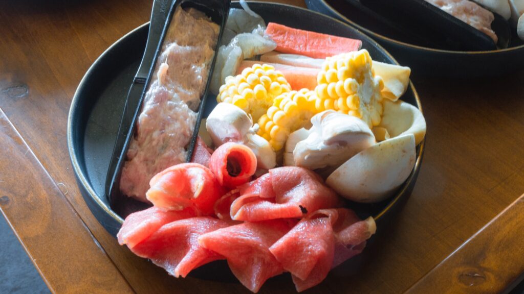 Lai Lai te invita a vivir la experiencia Hot Pot en restaurante en Majadas