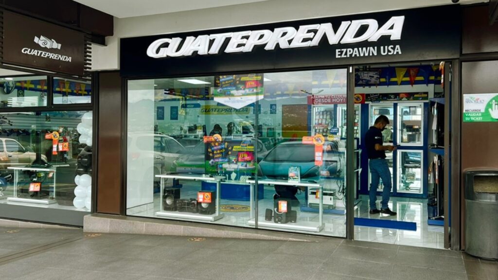 Guateprenda abre las puertas de su tienda #100  en el CC Arboreto San Nicolás