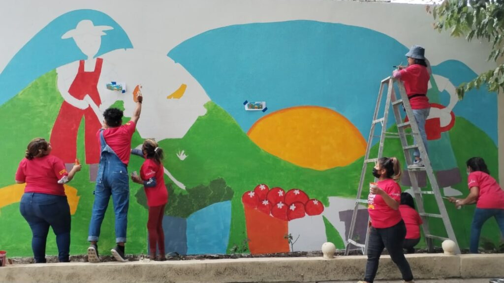 “Alimentando el futuro de Centroamérica con color y sabor” de Natura´s capacitó a 720 niños en la región