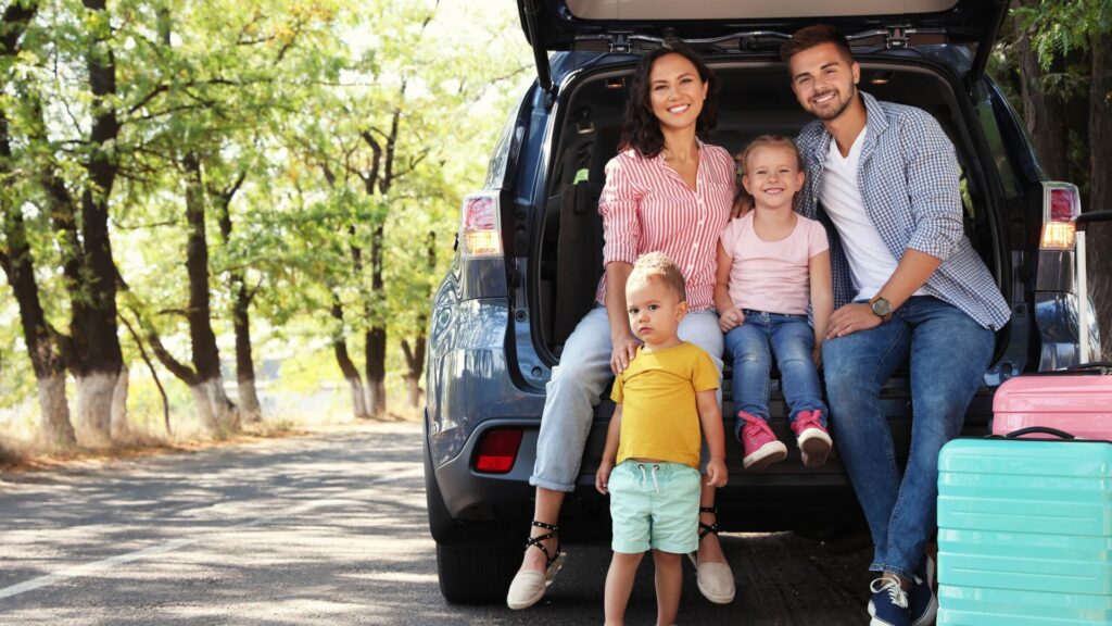 Disfruta al máximo tu viaje de fin de año movilizándote seguro
