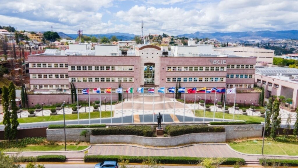 Japan Credit Rating Agency confirma la calificación crediticia internacional de riesgo del BCIE en “AA”