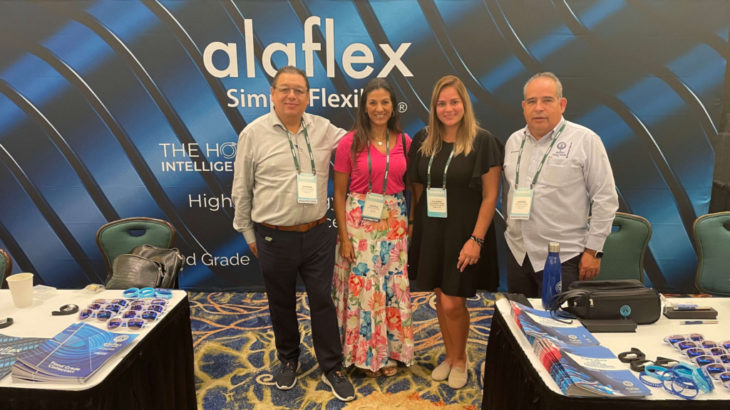 Llamasa representa a Guatemala en convención internacional