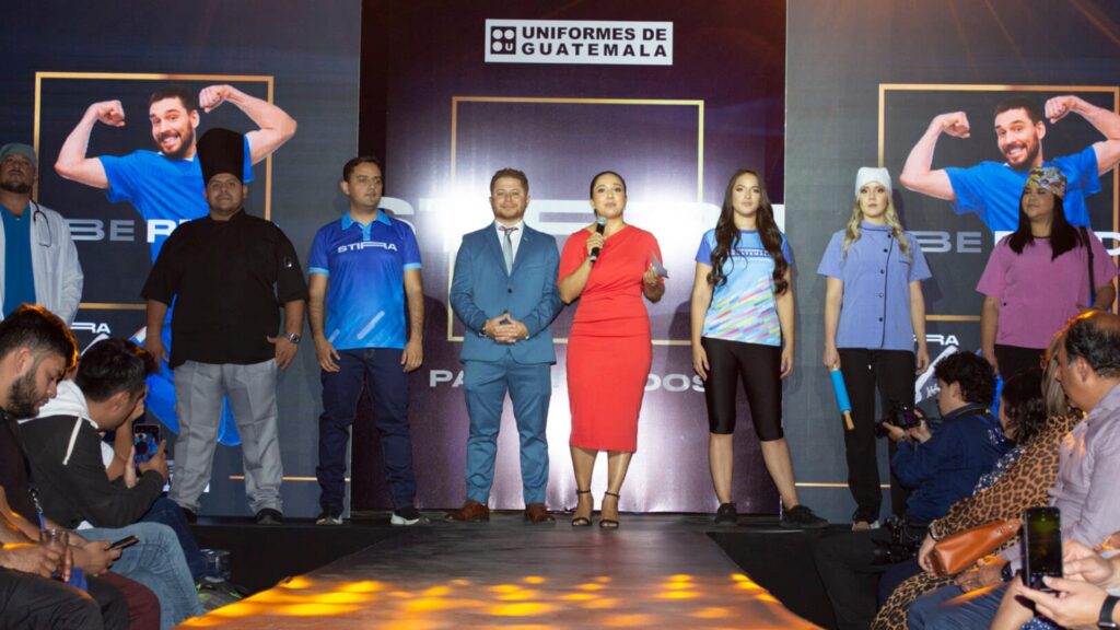 Uniformes de Guatemala presenta “Stira”, su primer pasarela