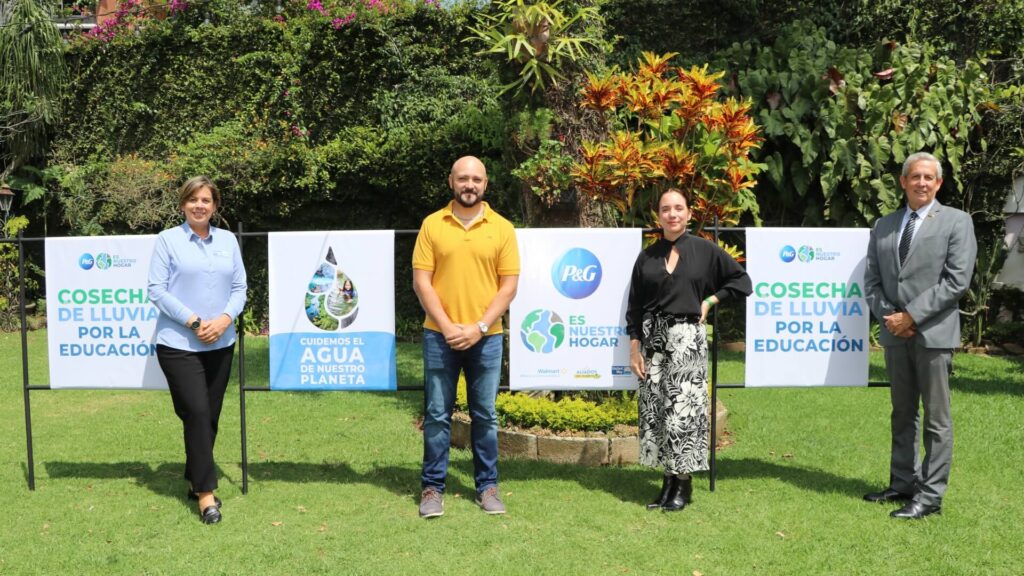 P&G y Walmart ayudan a que más niños tengan acceso a agua potable en Chiquimula